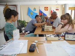В селе Енотаевка проведен шахматный турнир