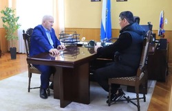  Глава Енотаевского округа встретился с участником спецоперации на Украине