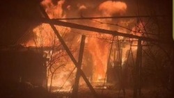 Енотаевские пожарные боролись с огнем в селе Владимировка