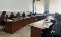 В Енотаевском округе прошло совещание по вопросам поддержки участников СВО и их семей
