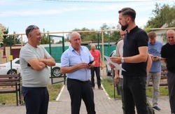 В енотаевском ФОКе подрядчик приступил к исправлению недочетов