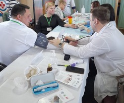 Енотаевские медики призывают жителей пройти диспансеризацию