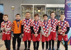 Школьники из Енотаевки стали финалистами футбольного турнира