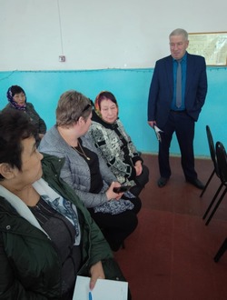 В селе Сероглазка Енотаевского района прошло собрание граждан