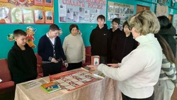 Енотаевские библиотекари провели патриотические мероприятия