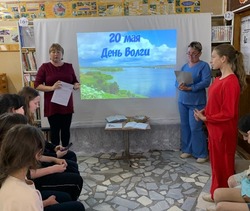 Жители Енотаевского района отметили День Волги