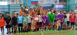 Енотаевцы завоевали первое место в турнире по мини-футболу