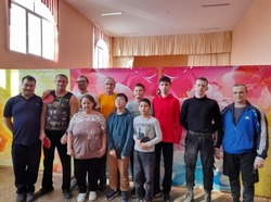 В Енотаевском клубе «Ракетка» завершились соревнования по теннису среди мужчин