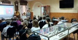  Енотаевские школьники посетили краеведческий музей