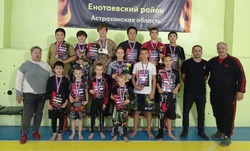 Енотаевцы приняли участие в областном турнире по универсальному бою 