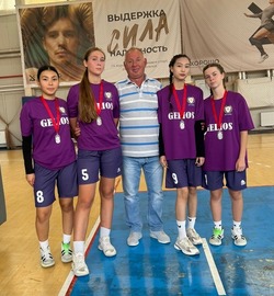 Енотаевские баскетболистки на пьедестале почёта