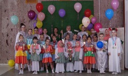 Танцевальный коллектив из Енотаевки получил ведомственную награду