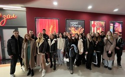 Учащиеся енотаевской школы посетили кинотеатр в Астрахани
