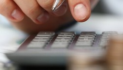 В Астраханской области более 200 предпринимателей получают социальные пособия