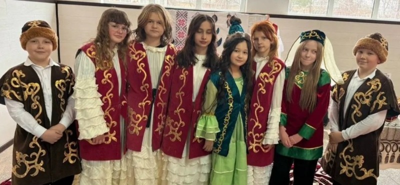 В школе села Енотаевка состоялся фестиваль «Единство народов России» 