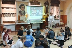 Юные енотаевцы посетили краеведческий музей