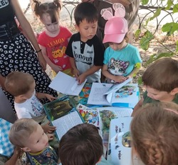 Енотаевские читатели посетили праздник чтения