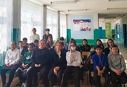 Юным енотаевцам рассказали о полезных и вредных привычках