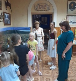 Енотаевским подросткам рассказали о растительном и животном мире региона 