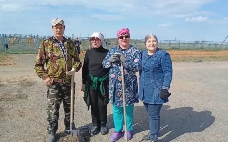 В Енотаевском округе начались весенние субботники